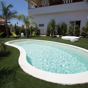 https://bella-villa.sicilyhotelsitaly.net